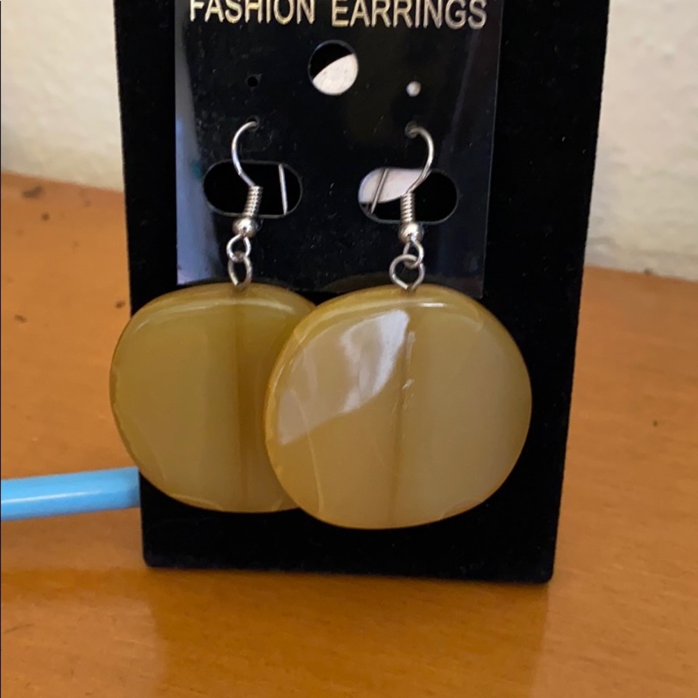 Fun Fashion earrings